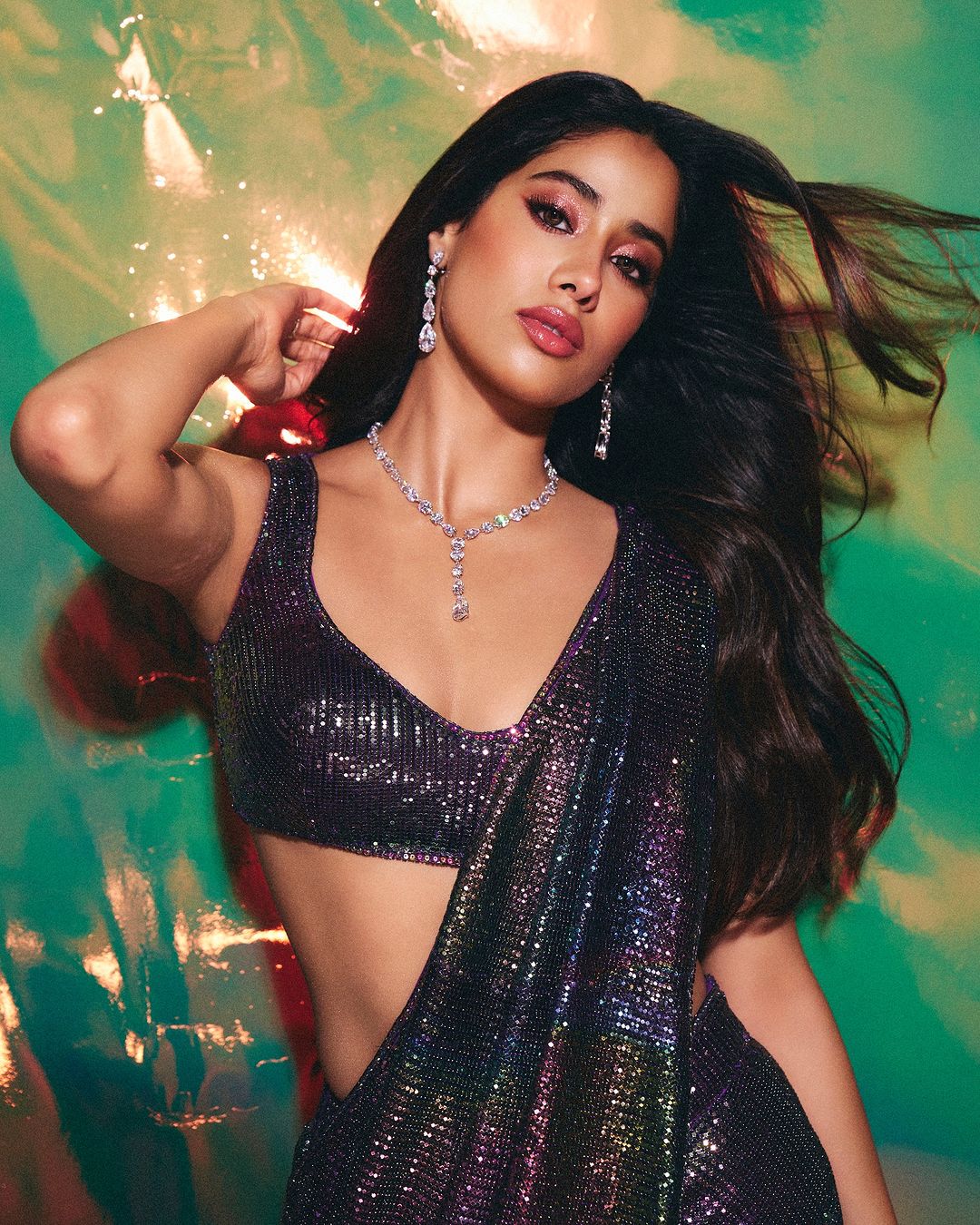 Janhvi Kapoor Hot Saree images