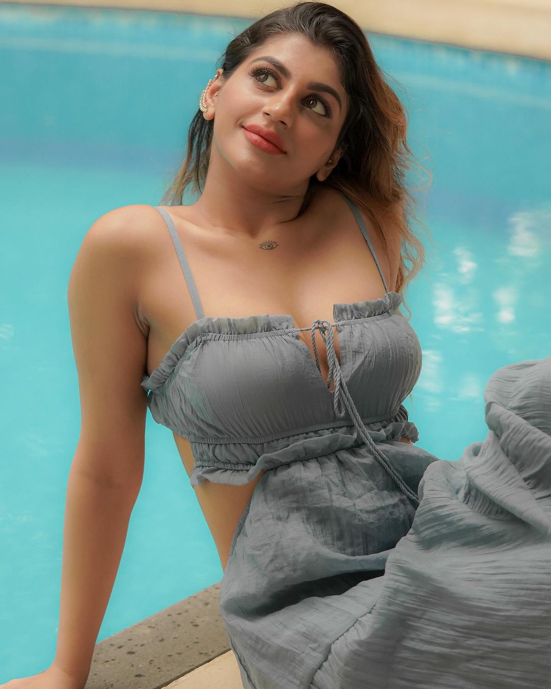 Yashika Aannand sexy and bold images