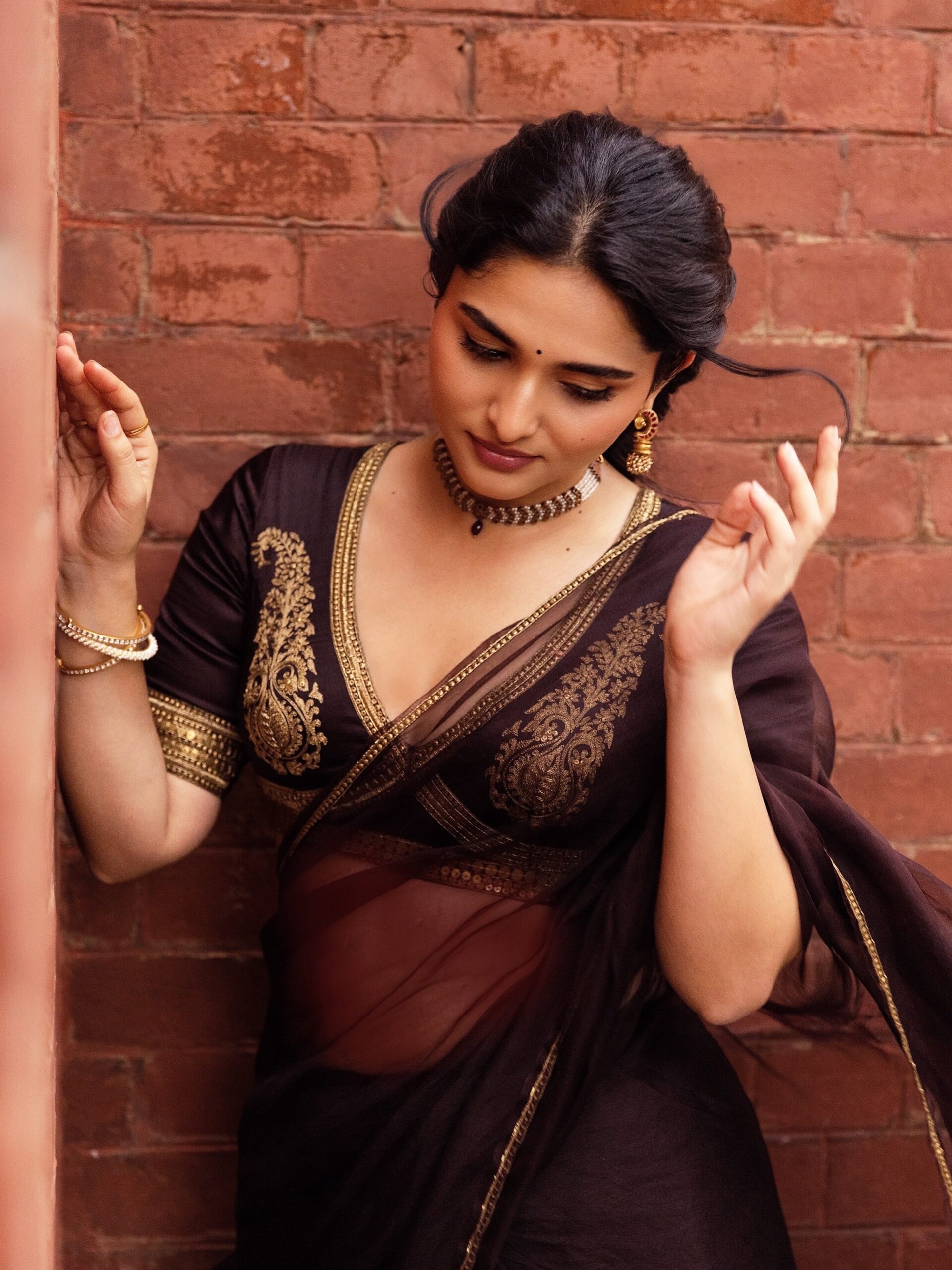 Kayadu Lohar’s latest images and photos, including her recent photoshoots