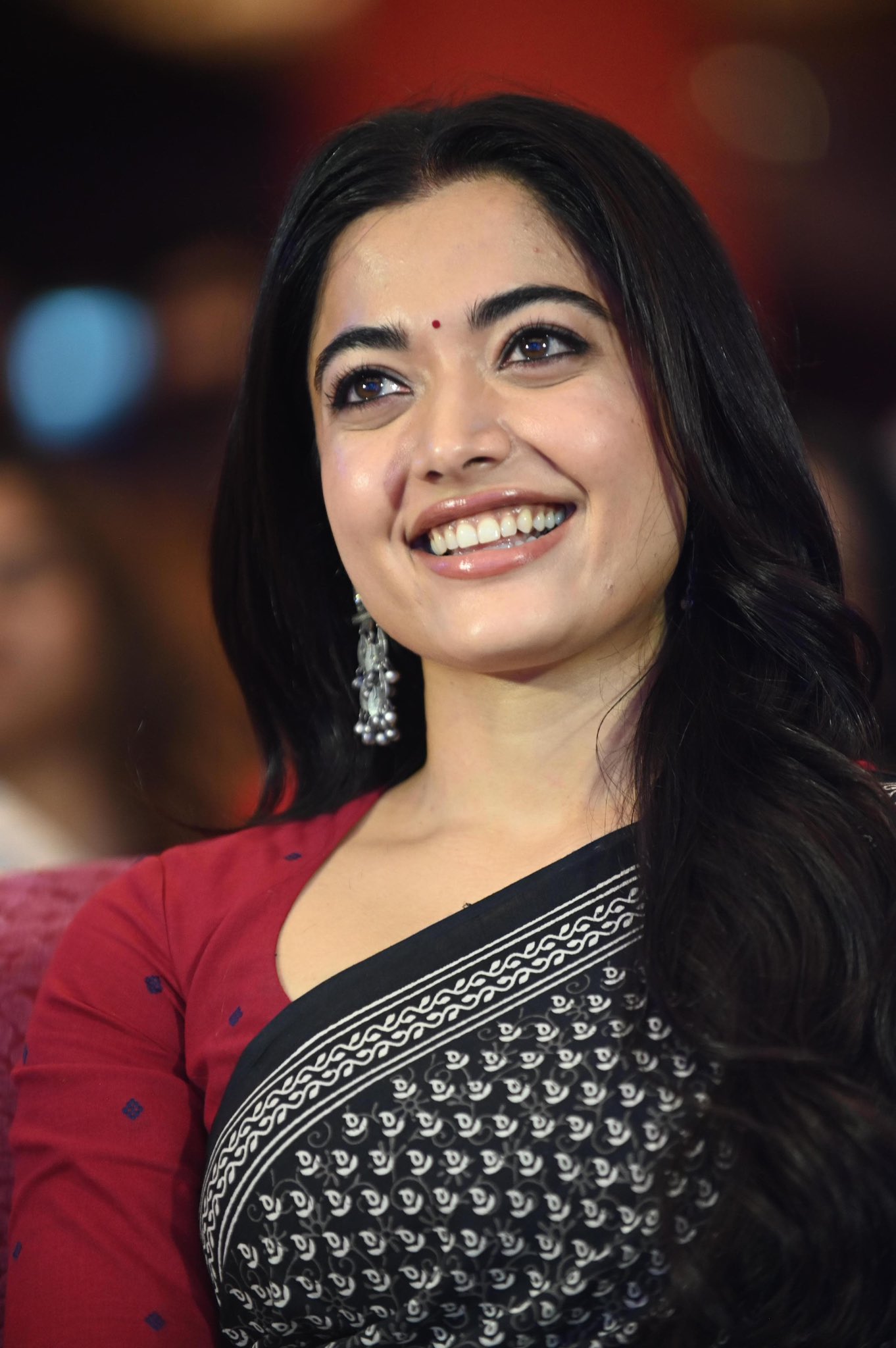 Rashmika Mandanna’s latest saree pics and recent photos from the EPIC Trailer Launch