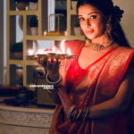 Actress Nyrraa Banerjee Saree Photos