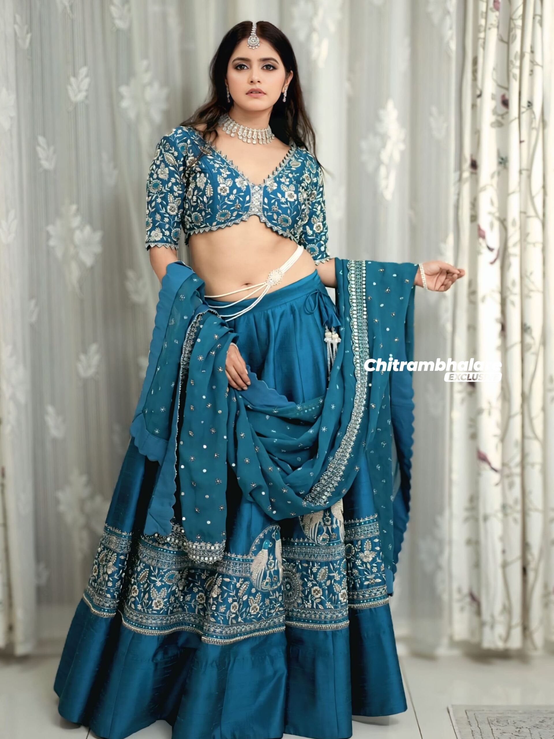 Actress Pragya Nayan hot and sexy images, HD gallery, pics