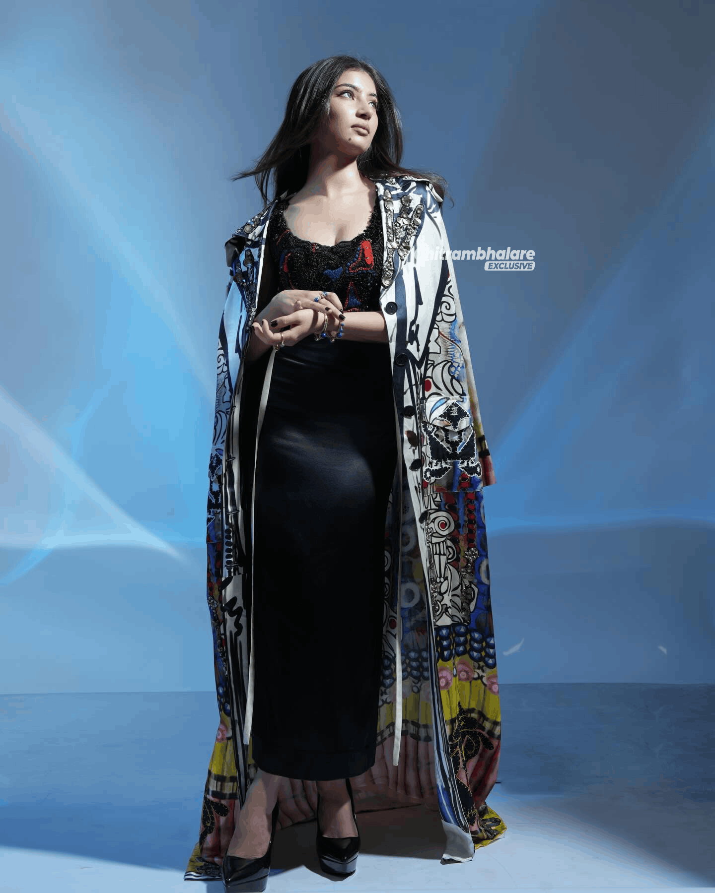 Actress Sara Arjun hot and sexy images