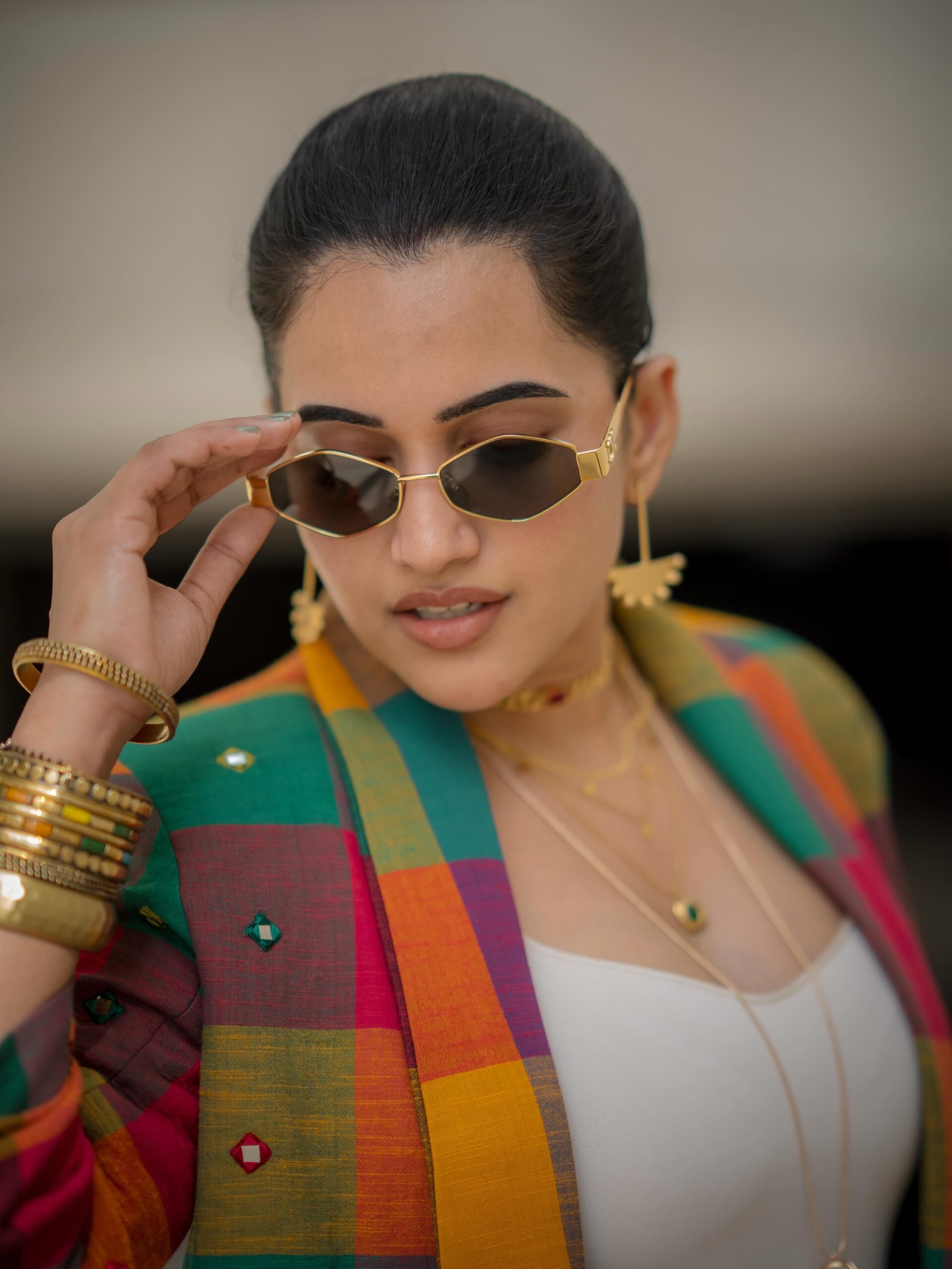 Anchor Sravanthi Chokkarapu hot photoshoot images