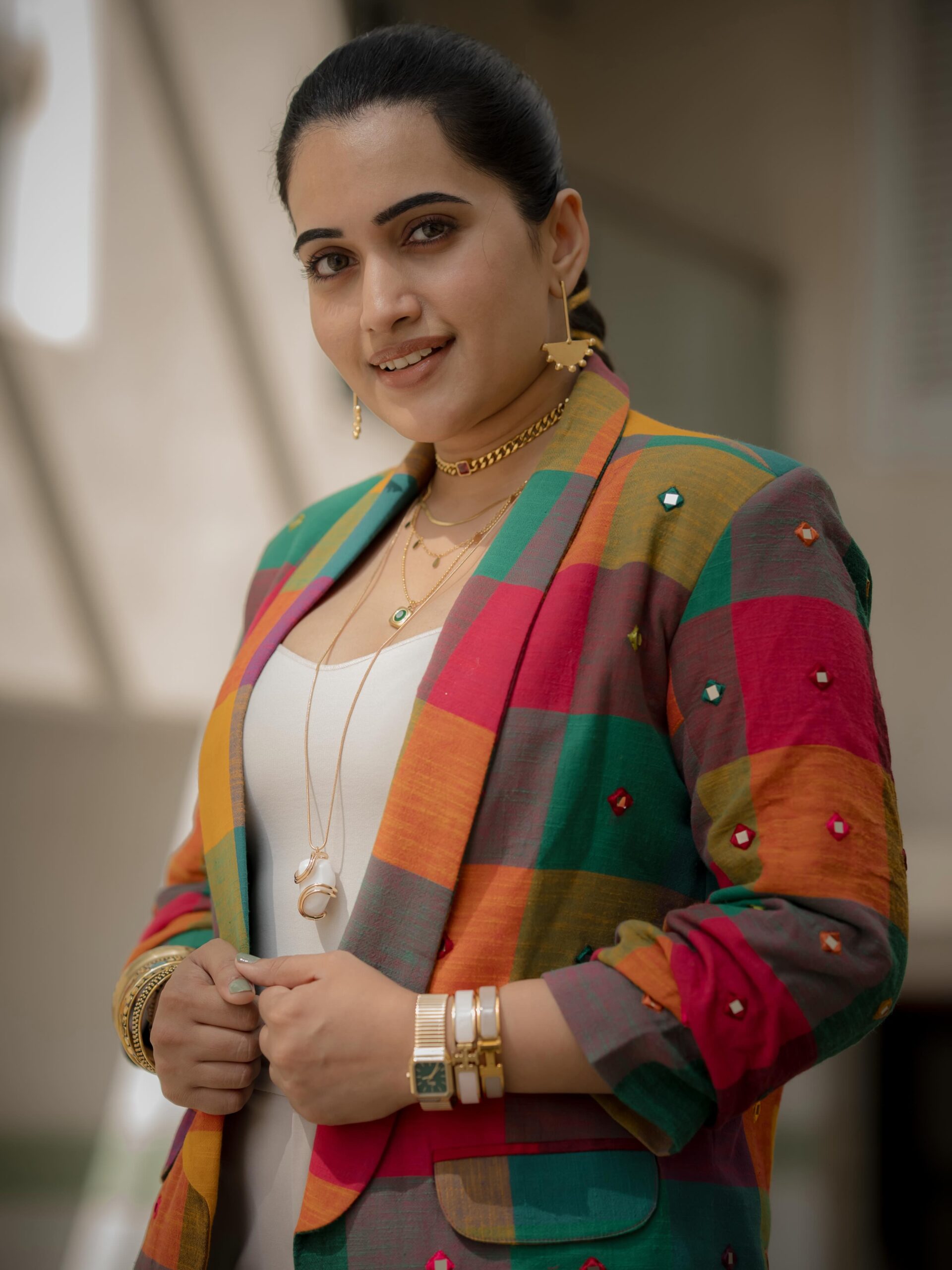 Anchor Sravanthi Chokkarapu hot photoshoot images