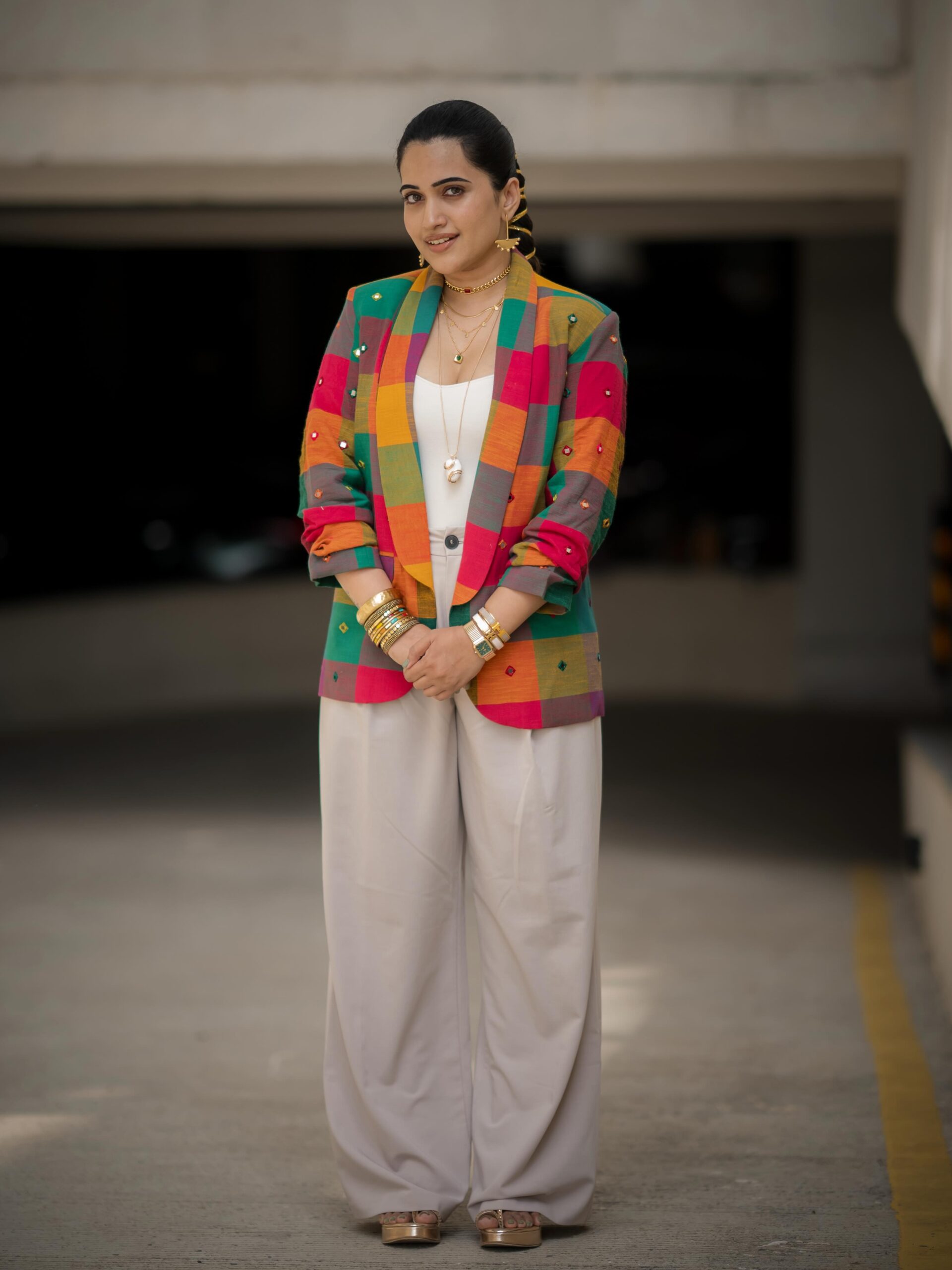 Anchor Sravanthi Chokkarapu hot photoshoot images