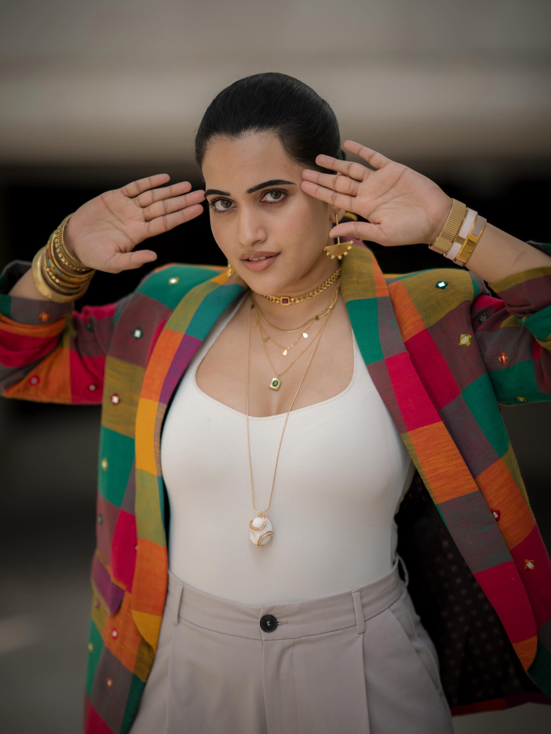 Anchor Sravanthi Chokkarapu hot photoshoot images