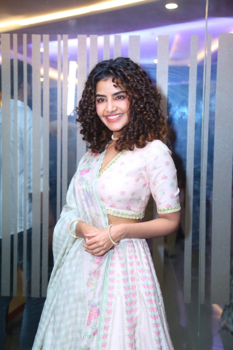 Anupama Parameswaran Latest Stills