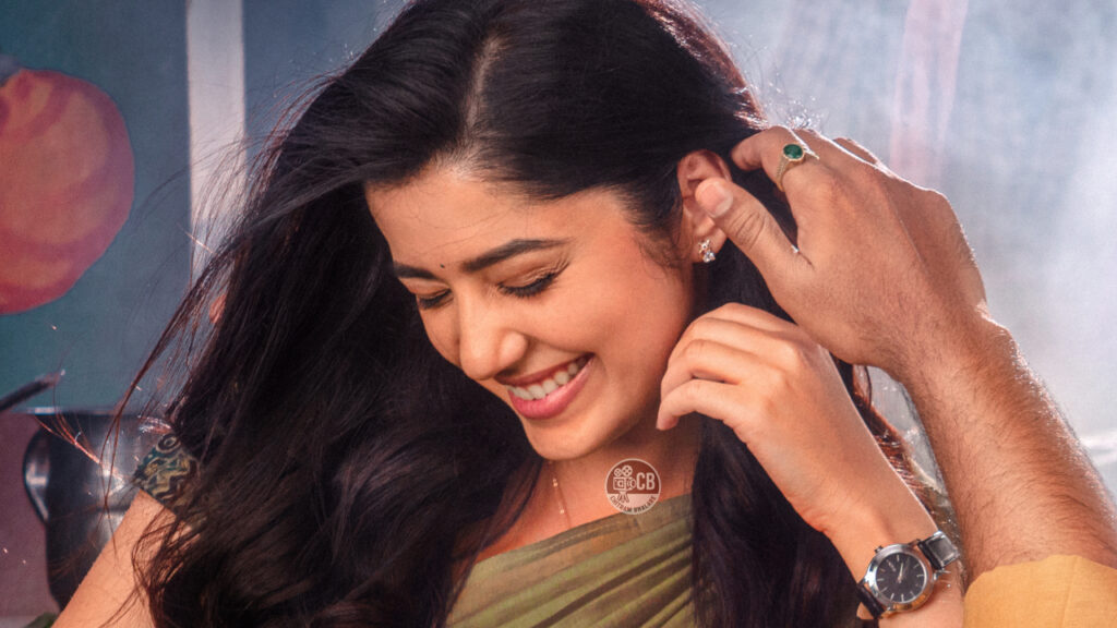 Devika Bhatt Reality Movie: దేవికా భట్ బ్యూటీఫుల్ ఫస్ట్ లుక్ రిలీజ్
